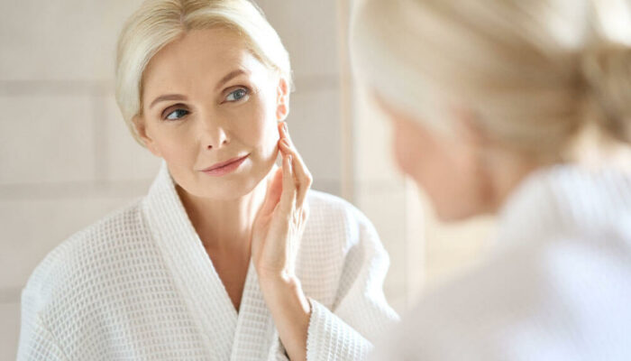 7 mistakes that can make one’s skin look older